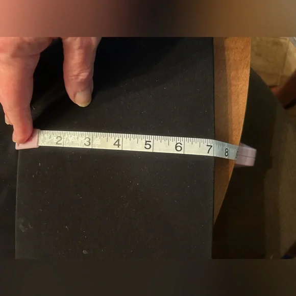 Vera Bradley quilted cloth handbag purse. Double handles 2 inside zipper pockets - Picture 10 of 10